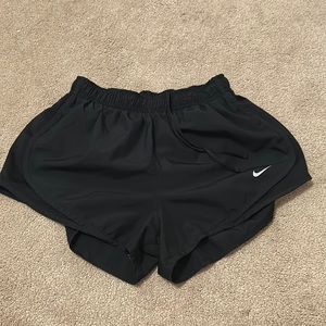 Black Nike shorts